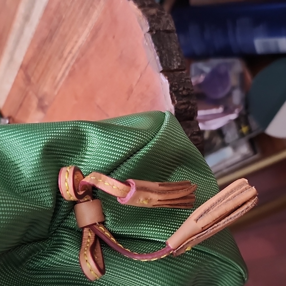 Sharif Studio Green Nylon & Leather Trim Handbag w/Pouch & Purse Charm Rare Euc! - Picture 6 of 15